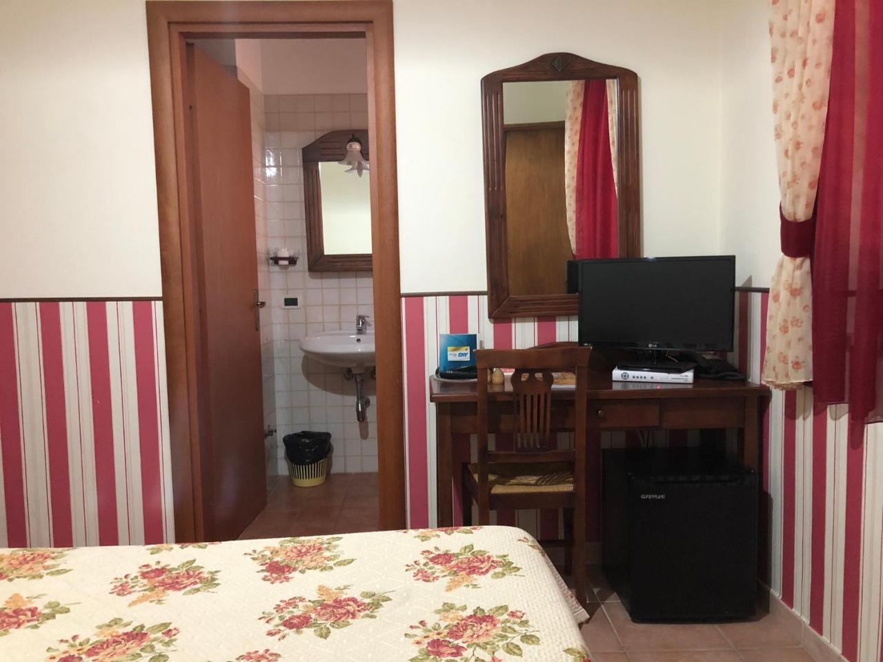 Pensjonat Agriturismo Masseria I Risi SantʼEufemia Lamezia Zewnętrze zdjęcie