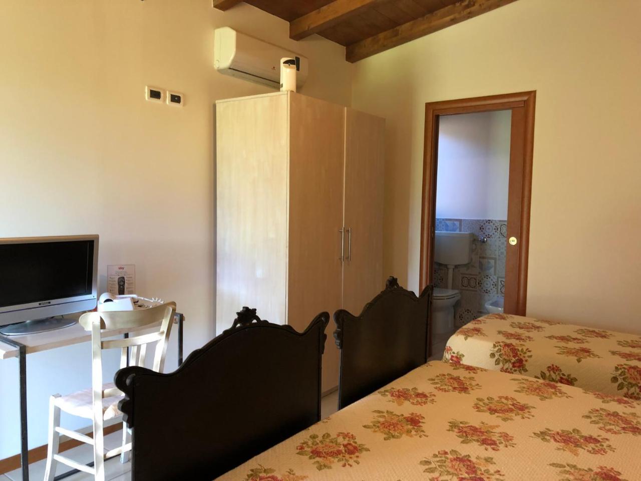 Pensjonat Agriturismo Masseria I Risi SantʼEufemia Lamezia Zewnętrze zdjęcie
